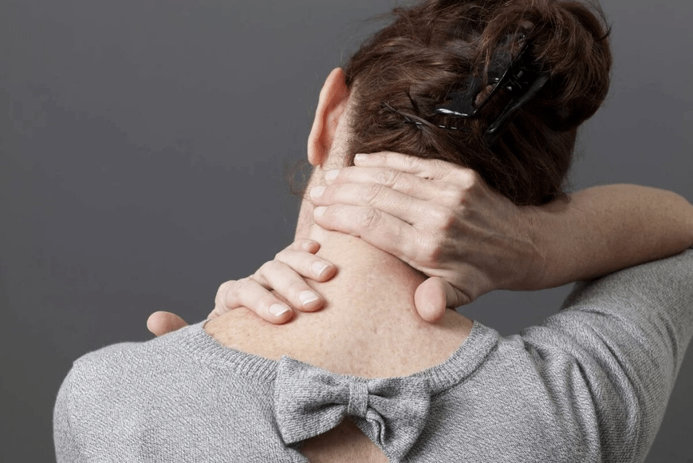 causes of neck pain